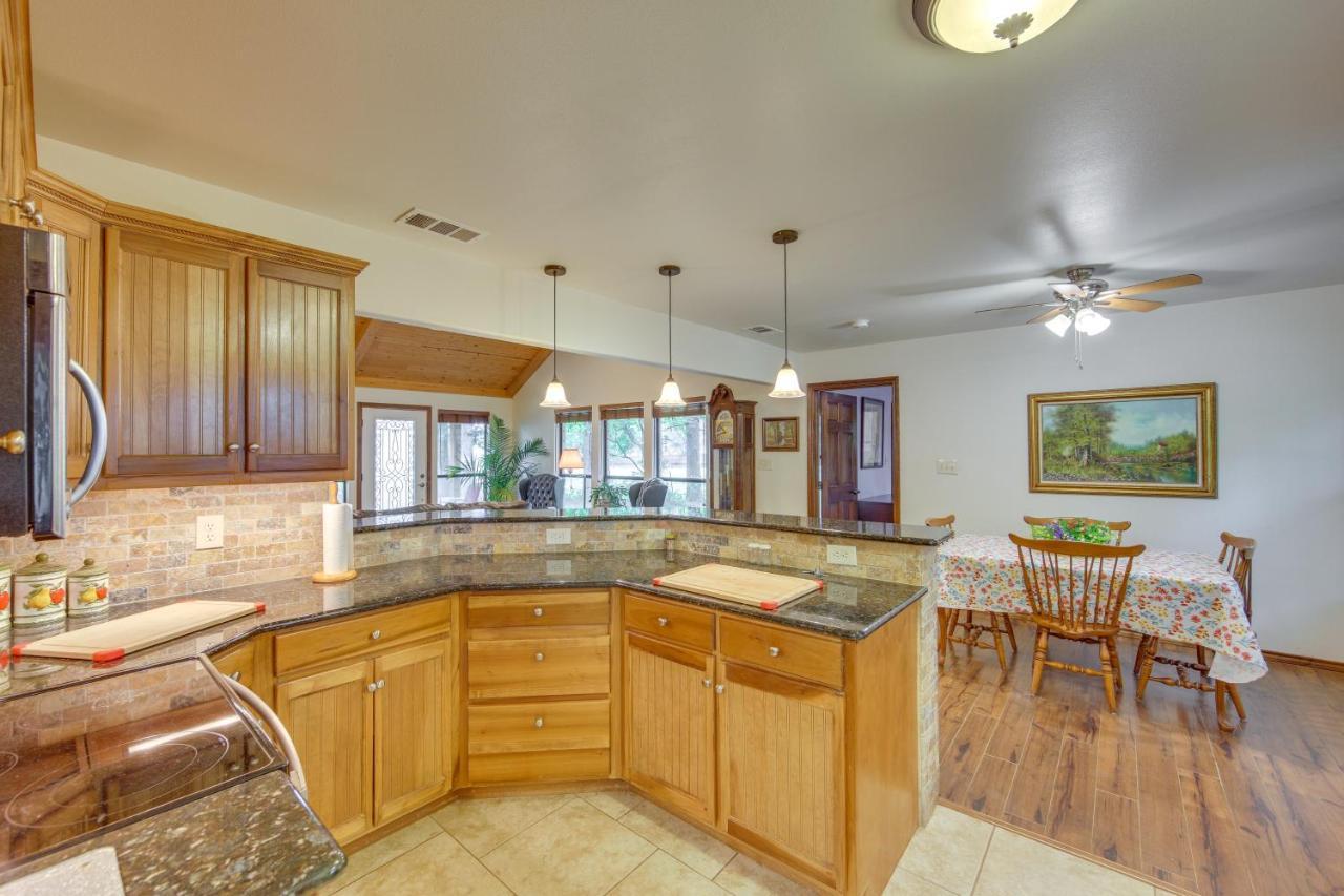 Dog-Friendly Wills Point Home With Grill On 10 Acres Canton Exterior photo