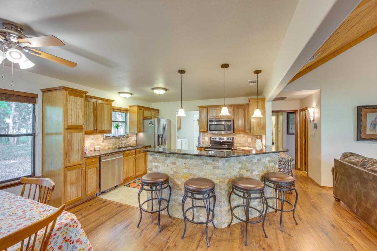 Dog-Friendly Wills Point Home With Grill On 10 Acres Canton Exterior photo
