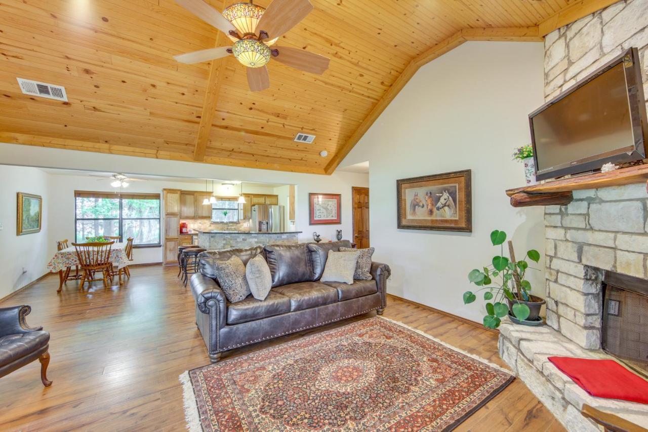 Dog-Friendly Wills Point Home With Grill On 10 Acres Canton Exterior photo